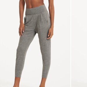Vuori Lux At Ease Pant Women's Performance Pants